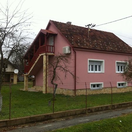 Apartman Anka Ratkovica ภายนอก รูปภาพ